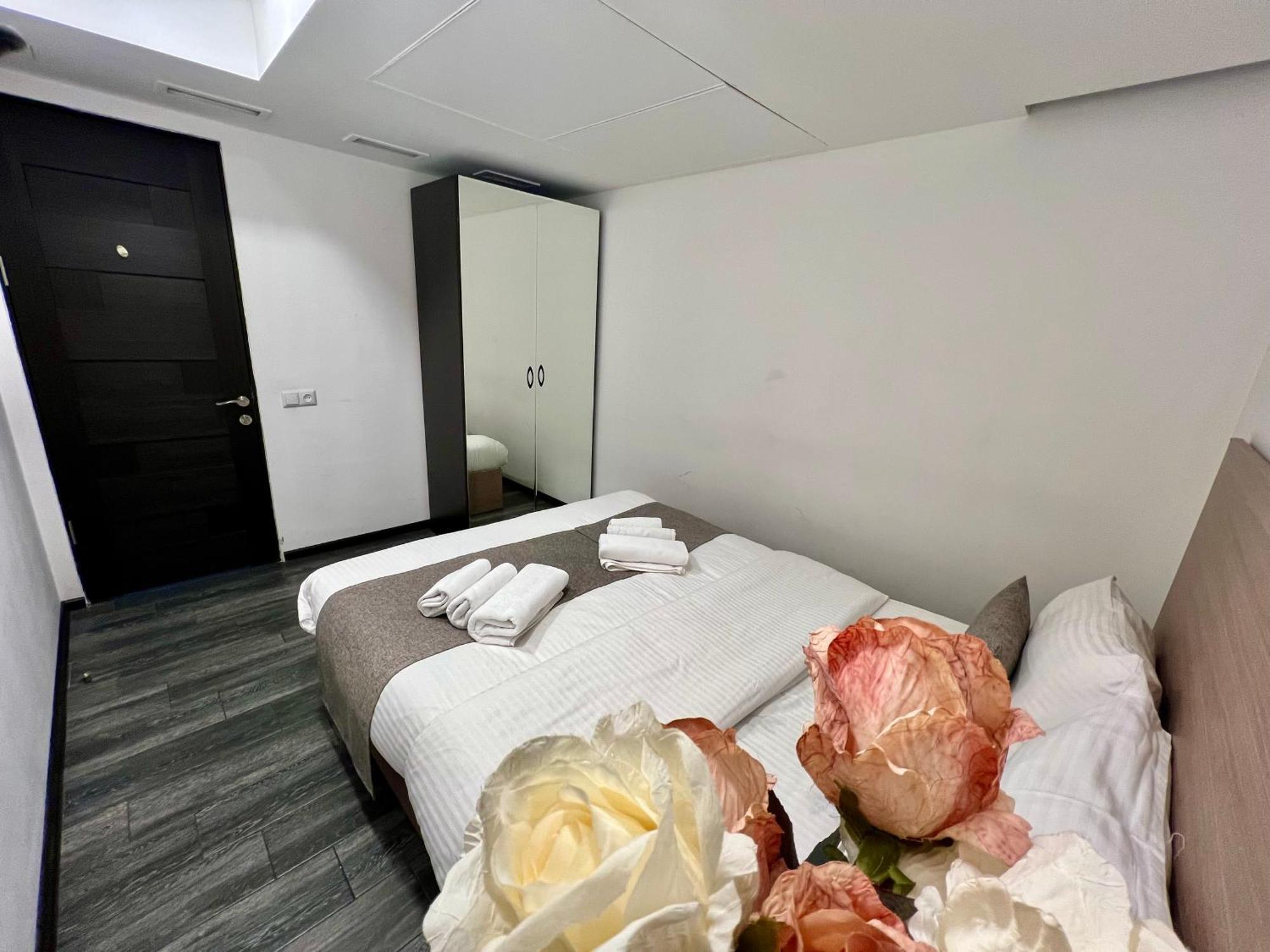 Yvn Tumanyan Apart-Hotel Erywań Zewnętrze zdjęcie