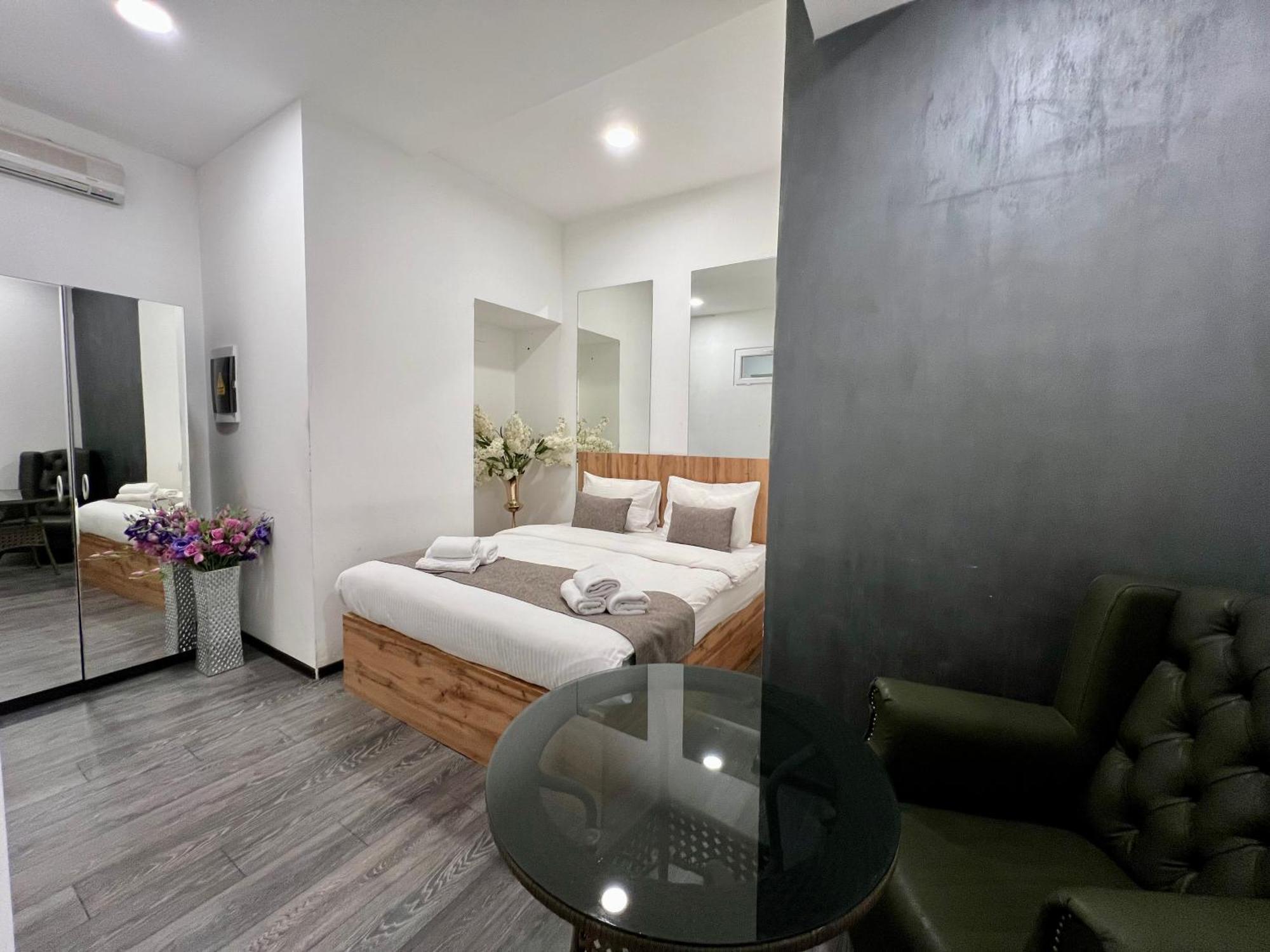 Yvn Tumanyan Apart-Hotel Erywań Zewnętrze zdjęcie